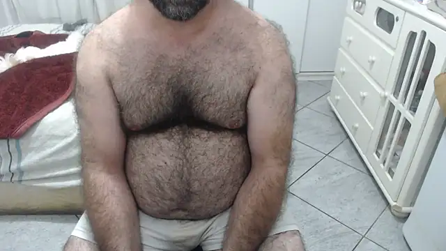 mysterbearmg - MysterBearMG's free webcam