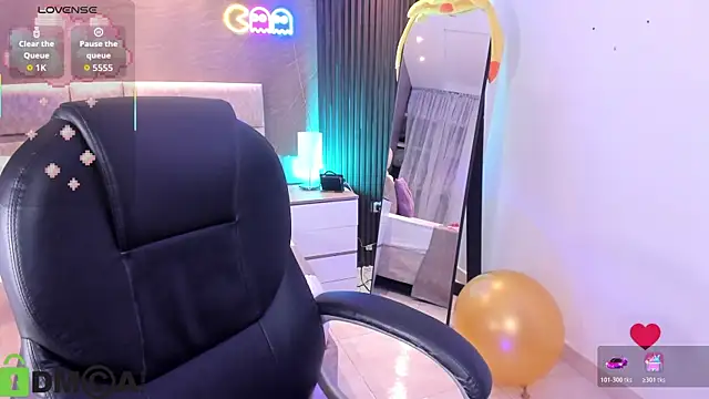 Arinextdoor