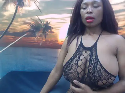 queenOfboobs