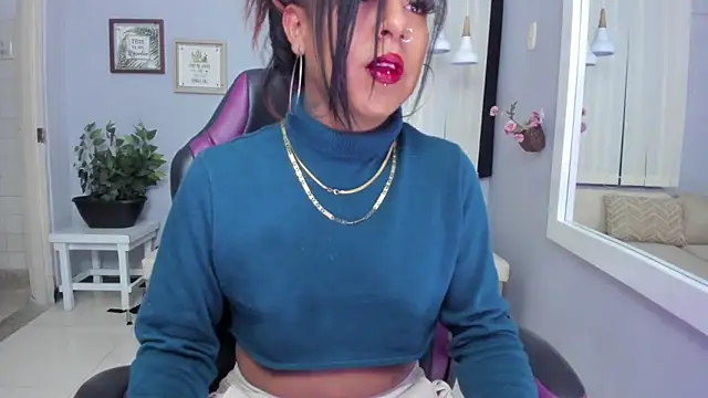 nahomy_collins_ - Nahomy_Collins_'s free webcam