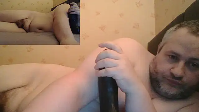 soumisgre2 - Soumisgre2's free webcam - UK Sex Cams