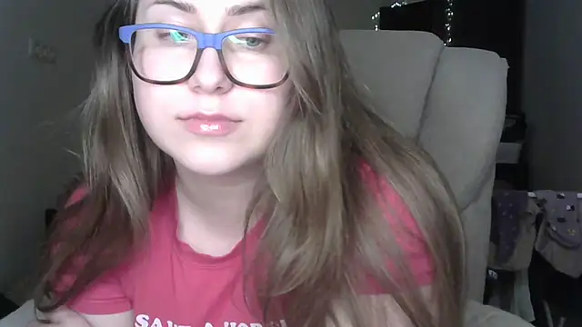 seasonalsomeone - SeasonalSomeone's free webcam