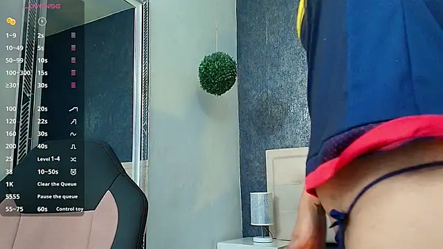 Cloeandtyfanny webcam