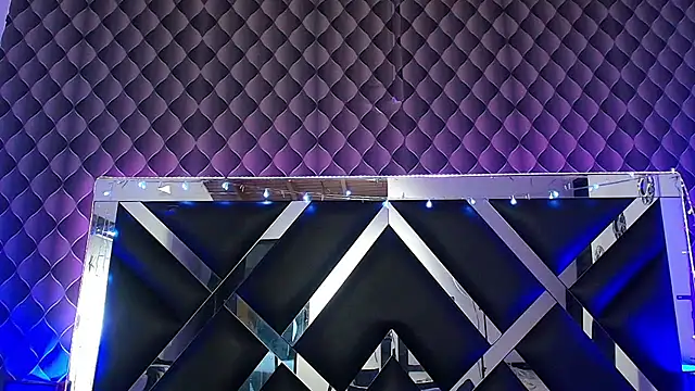 victoriaa_lee_ webcam