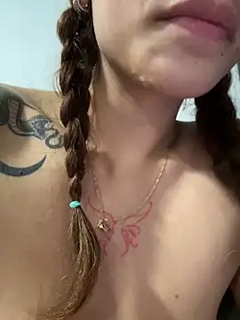 bergmanamii live sex cam