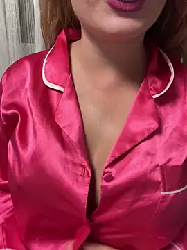 ythmlshshs live sex cam