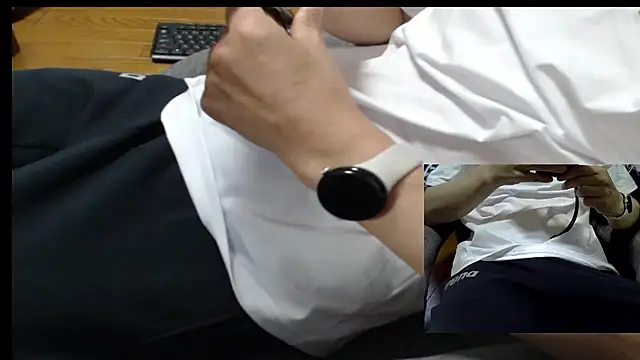 Yasu2000 Live Webcam on Stripchat