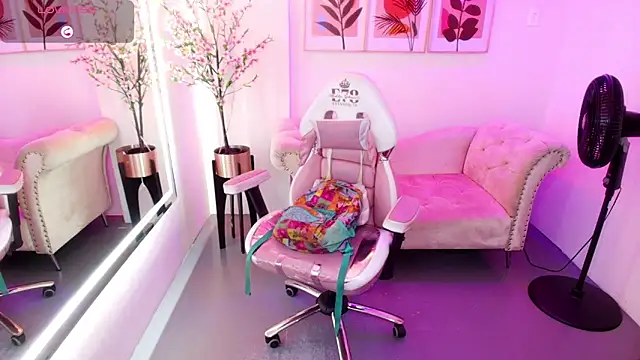 Nahomi_velmont