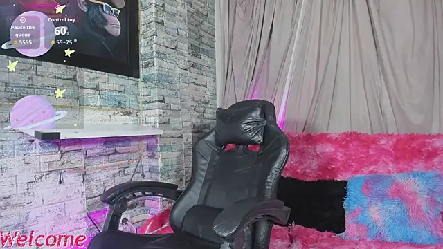 Zamara_Kleii webcam