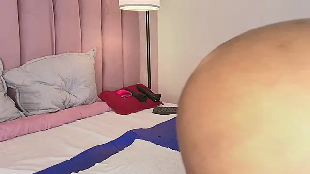 HallyBans live sex cam