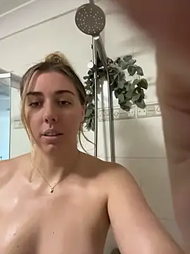 Aussielulu live show