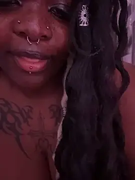 Nyla_xox