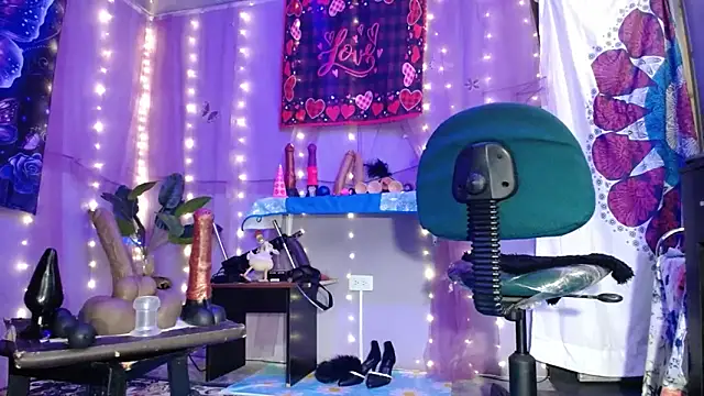 bigassruby45 - Bigassruby45's free webcam