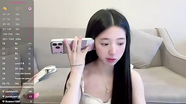 oioi-666 - OiOi-666's free webcam