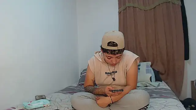 kathy_luisa - Kathy_luisa's free webcam