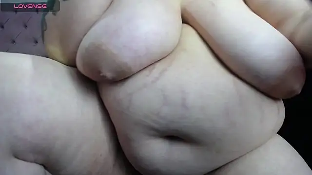 kattybbwbigboobs_
