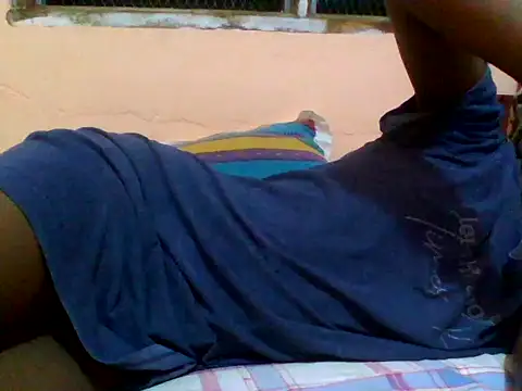 petitebabe254 - Petitebabe254's free webcam - UK Sex Cams