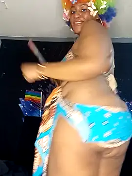 amazonianmistress - AmazonianMistress's free webcam