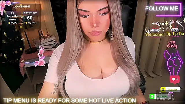 xHugeHarleySelfsuckerx webcam