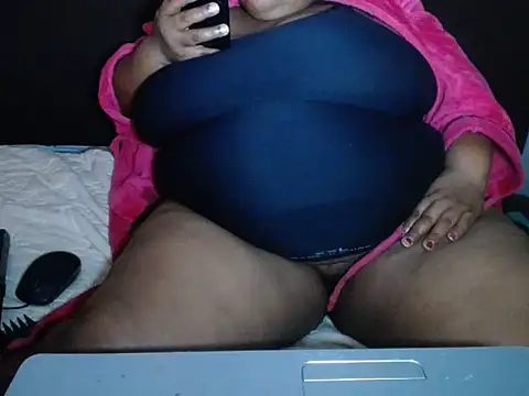 CandyBoobsXx webcam
