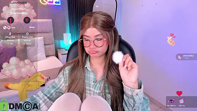 Arinextdoor