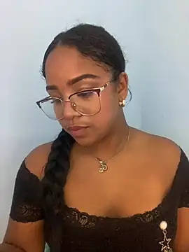 Sarays_fantasy webcam