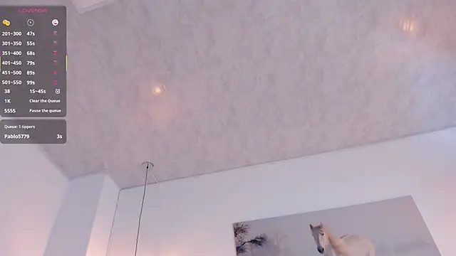 Megan_Brunette2