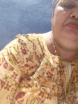 tamilthanushri - Tamilthanushri's free webcam