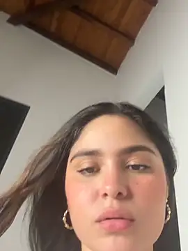 Sarasweet_sex webcam