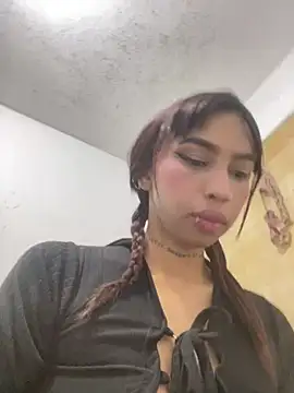 soyriri03 - Soyriri03's free webcam