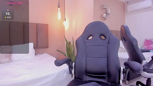 raven777_mg live sex cam