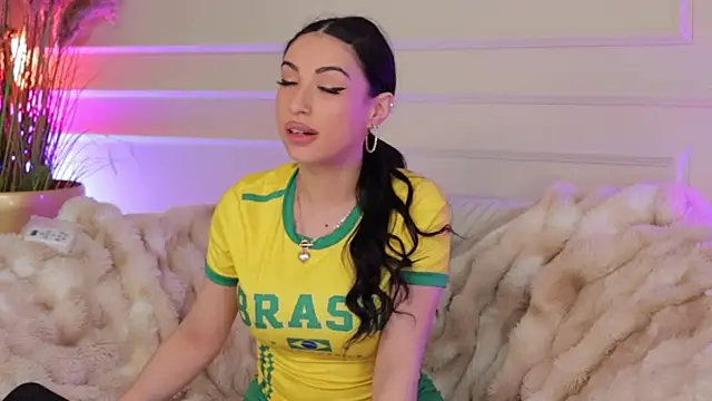Anais_Bloom