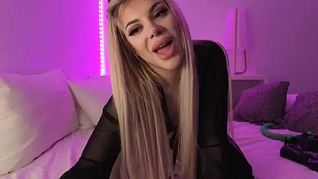 AlyssaFoxx_