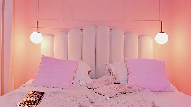 sarah_salis_