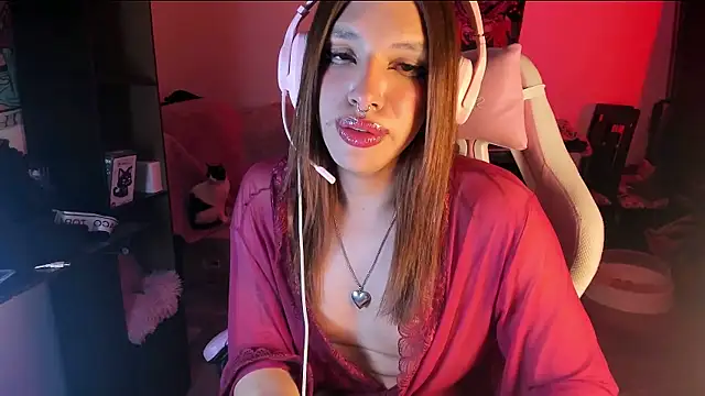 loona_s - Loona_s's free webcam - UK Sex Cams