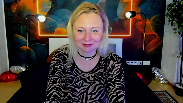 scent__of_woman - Scent__of_woman's free webcam - UK Sex Cams
