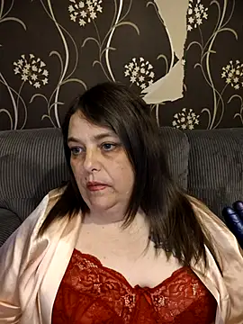 Preview of housewifemilf_courtney