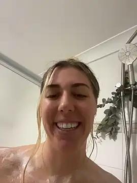 Aussielulu live show
