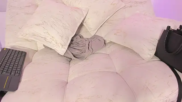 LiaCampbell_ live sex cam