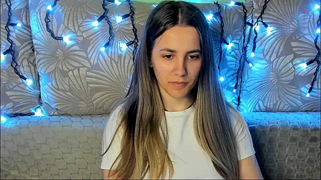 maggiecake - MaggieCake's free webcam