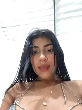 Sweed-virgin-pussy live sex cam
