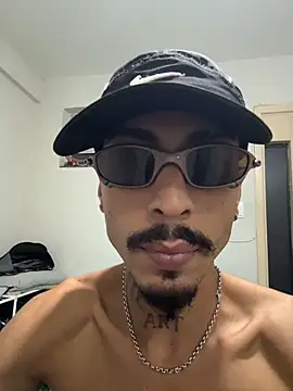 Magriim027's live cam