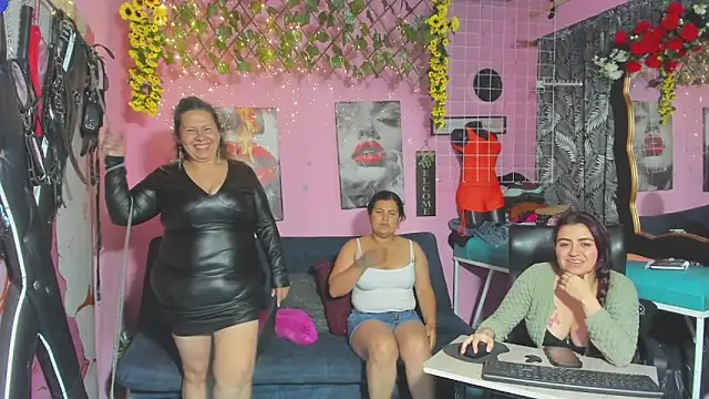 lesbiancuple