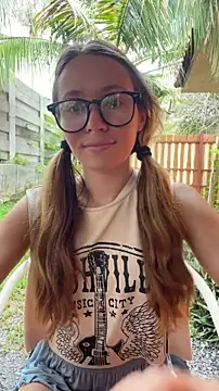 Mini_girl_do_it_better