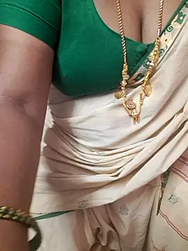 tamil_ammani - Tamil_Ammani's free webcam - UK Sex Cams
