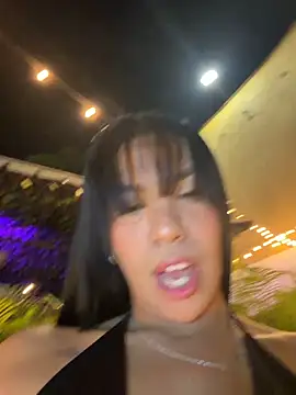 MonserratJons01 live sex cam