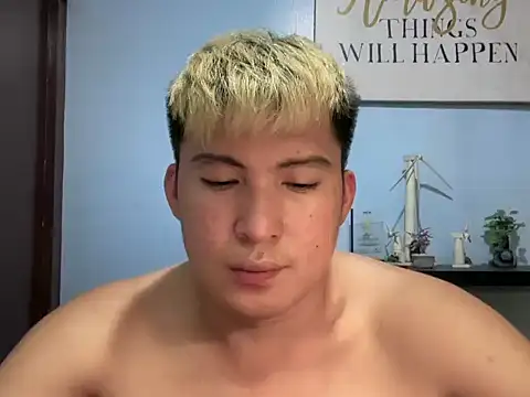 kingdirtyfog - Kingdirtyfog's free webcam - UK Sex Cams