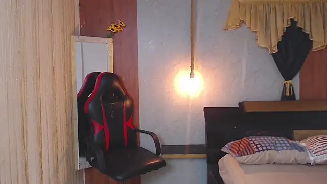 fire_drako_ - Fire_drako_'s free webcam