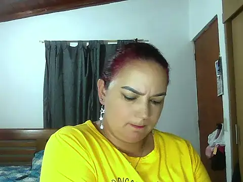 roja_tentacion - Roja_tentacion's free webcam