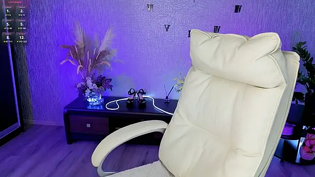 NikkiiStill